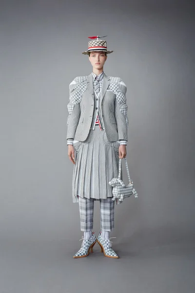 Look 19